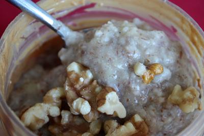 Ground or Whole Flaxseed?, Oatmeal and Flaxseed with Walnuts